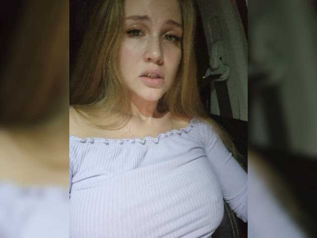 Transliacijos ekrano nuotraukos LEILA-ANGELL