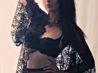 Erotinis vaizdo pokalbis --FRUIT--