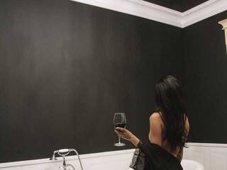 Erotinis vaizdo pokalbis -Alena-a