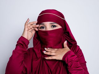 Erotinis vaizdo pokalbis -Alisha