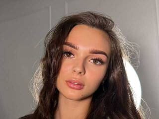 Erotinis vaizdo pokalbis -NeoN-BabY-