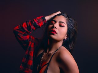 Erotinis vaizdo pokalbis -karol-rivera