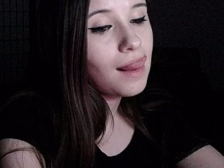 Nuotraukos -Lamolia- Hi,I'm Mila * Let's have good time together * sexy roulettee 33 tokens ( prizes list in profile) *