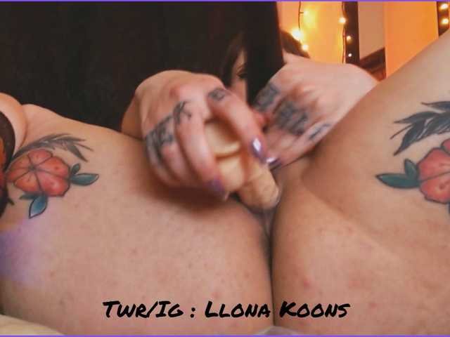 Nuotraukos -LlonaKoons [none] cuenta regresiva, [none] ganados, [none] para el show! #pvt #tattoo #dildo #play #latina