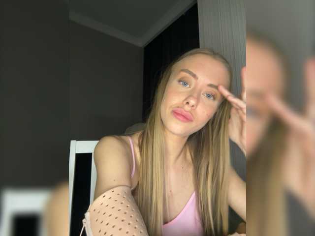 Transliacijos ekrano nuotraukos -MyBae-
