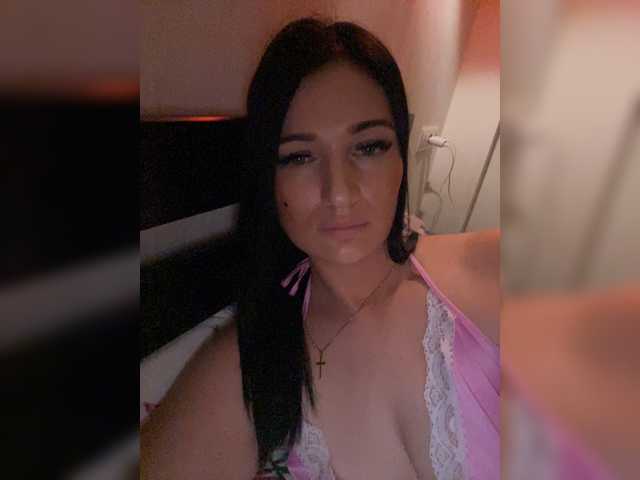 Nuotraukos _UkRaiNo4Ka_ Hello) I go only to private chat. Before private chat 150 tokens are prepaid. On the car 192827 tokens