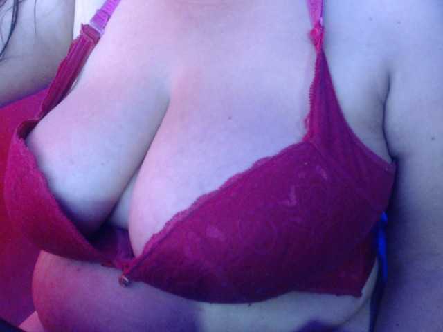 Nuotraukos -sexyboobs I am your sexual slave ask me what you want I am horny and I want to eat rich cocks