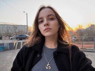 Erotinis vaizdo pokalbis -whitemoon-