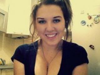 Erotinis vaizdo pokalbis 12liana