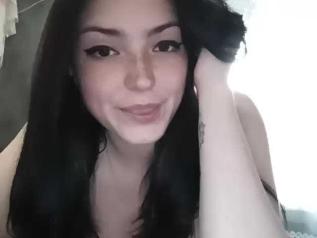 Transliacijos ekrano nuotraukos Misskristin