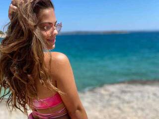 Erotinis vaizdo pokalbis AaliyahHadid