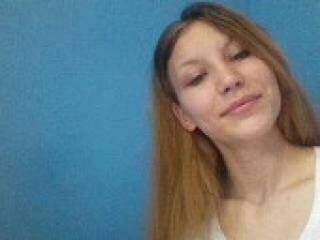 Erotinis vaizdo pokalbis aanneettee