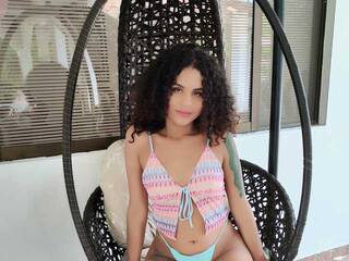 Erotinis vaizdo pokalbis AbbyyMonroe