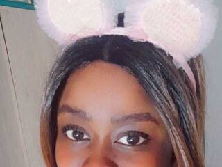 Erotinis vaizdo pokalbis Abedul