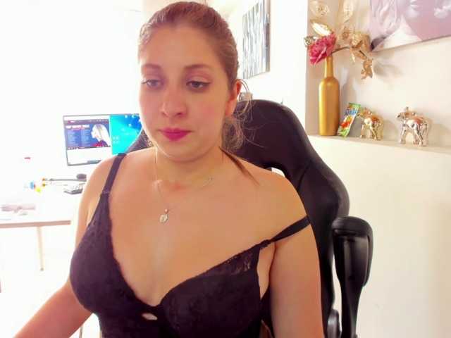 Transliacijos ekrano nuotraukos AbrilJaness