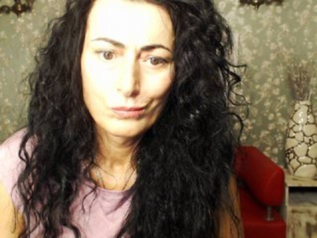 Transliacijos ekrano nuotraukos Abudabiz