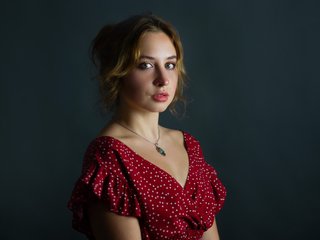 Erotinis vaizdo pokalbis AdalynGlow