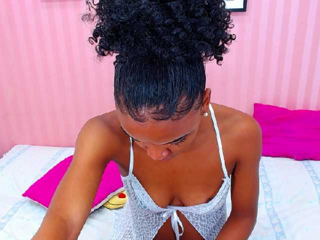 Nuotraukos adarose Hi everyone! be nice with me! I will do my best to make u feel confortable! no more wait! :) #Ebony #Bodyfit #Dildo #Anal #Cumshow at goal!