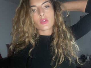 Erotinis vaizdo pokalbis Alexandra1993