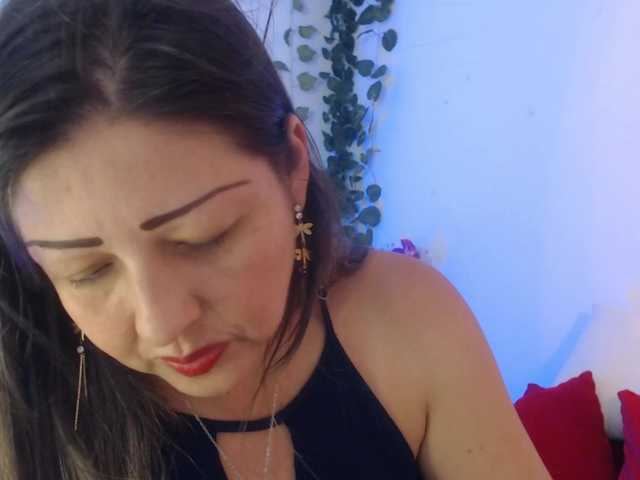 Nuotraukos Addison04 hello, follow me so that bonga enables me on twitter´´the sound of the tokens excites me´´ #mature #milf #bigass #bigboobs #dominatio @total n @sofar @remain