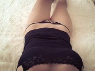 Erotinis vaizdo pokalbis adela12