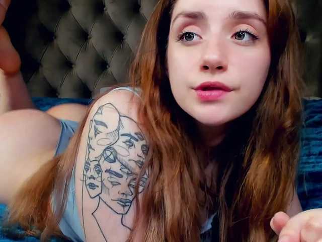 Transliacijos ekrano nuotraukos AdelaKouch