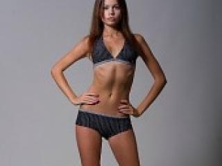 Erotinis vaizdo pokalbis adelia