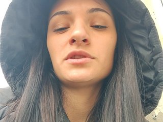 Erotinis vaizdo pokalbis Lina-Luna