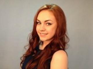 Erotinis vaizdo pokalbis adelinn