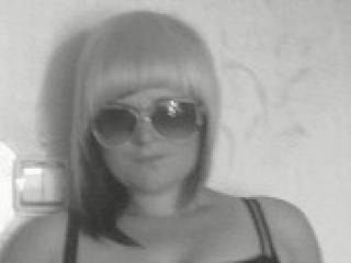 Erotinis vaizdo pokalbis adelisha28