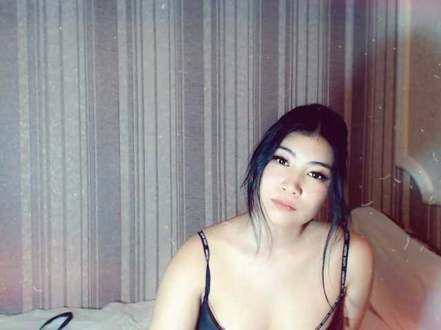 Nuotraukos adellasweety cum show^ get naked^ sguirt ^ asian play with pussy