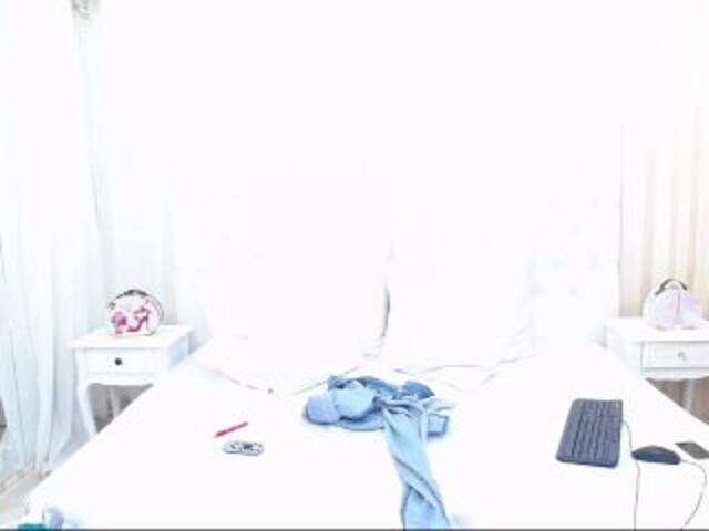 Transliacijos ekrano nuotraukos AdellaydeTay