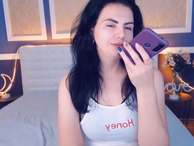 Transliacijos ekrano nuotraukos AdelMia