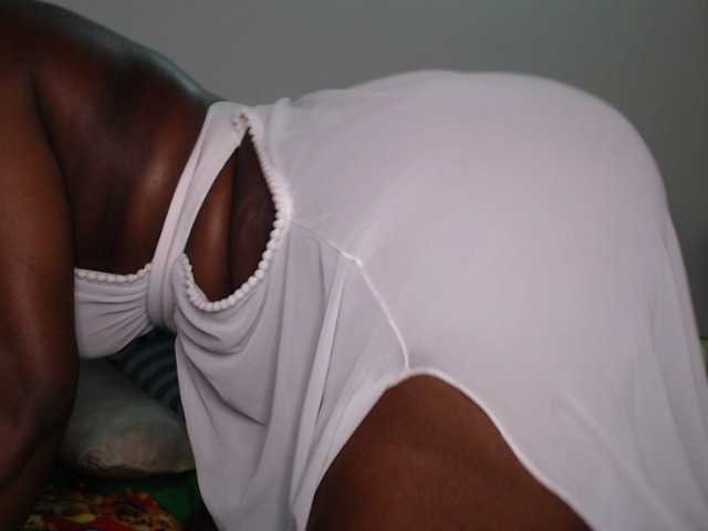 Transliacijos ekrano nuotraukos ADHARAX