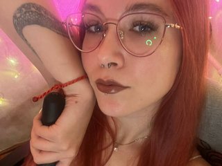 Erotinis vaizdo pokalbis Kushina