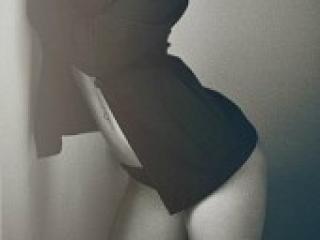 Erotinis vaizdo pokalbis adriannaa