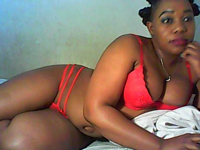 Nuotraukos AfriGoddess Your New Mistress on here.... Give her a warm welcome and some $$$$ love!! Kisses
