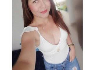 Erotinis vaizdo pokalbis AgathaChruse