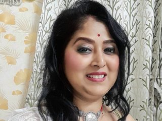 Erotinis vaizdo pokalbis Creamycum