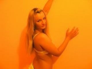 Erotinis vaizdo pokalbis ahvirgin