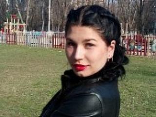 Erotinis vaizdo pokalbis aienur