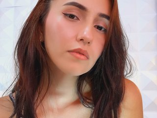 Erotinis vaizdo pokalbis Ailyn77