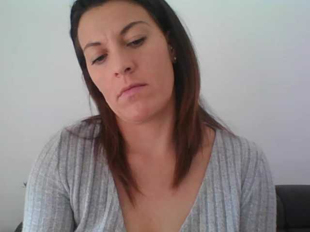 Transliacijos ekrano nuotraukos AimeLeSex1