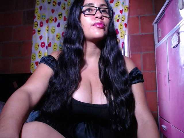 Nuotraukos aisha5 welcome to my room guys no free show please motivatons for shows the tip menu goal nude show @total @sofar @remain