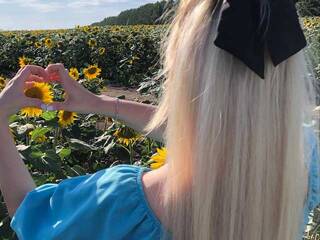 Erotinis vaizdo pokalbis Aiva666