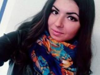 Erotinis vaizdo pokalbis aivy