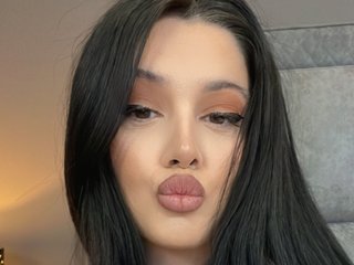 Erotinis vaizdo pokalbis AkEva