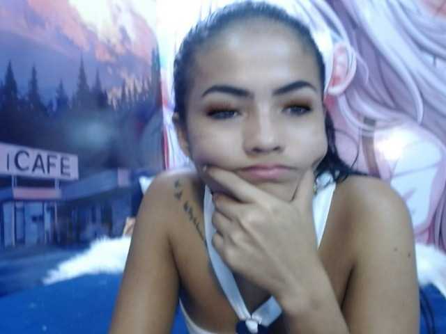 Transliacijos ekrano nuotraukos AlanaFonseca