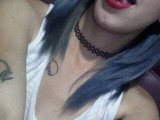 Erotinis vaizdo pokalbis AlanahPreston