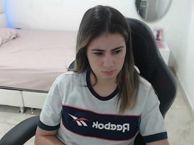 Transliacijos ekrano nuotraukos Alanaperry